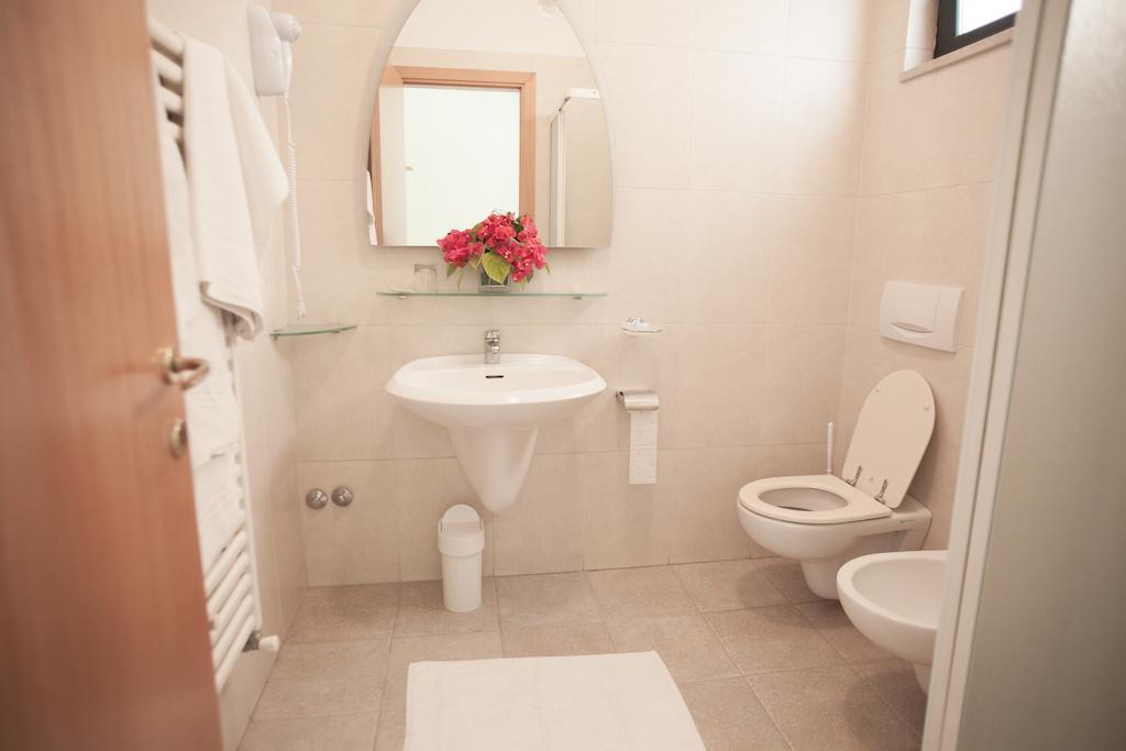 Hotel Lido Vasto Luaran gambar