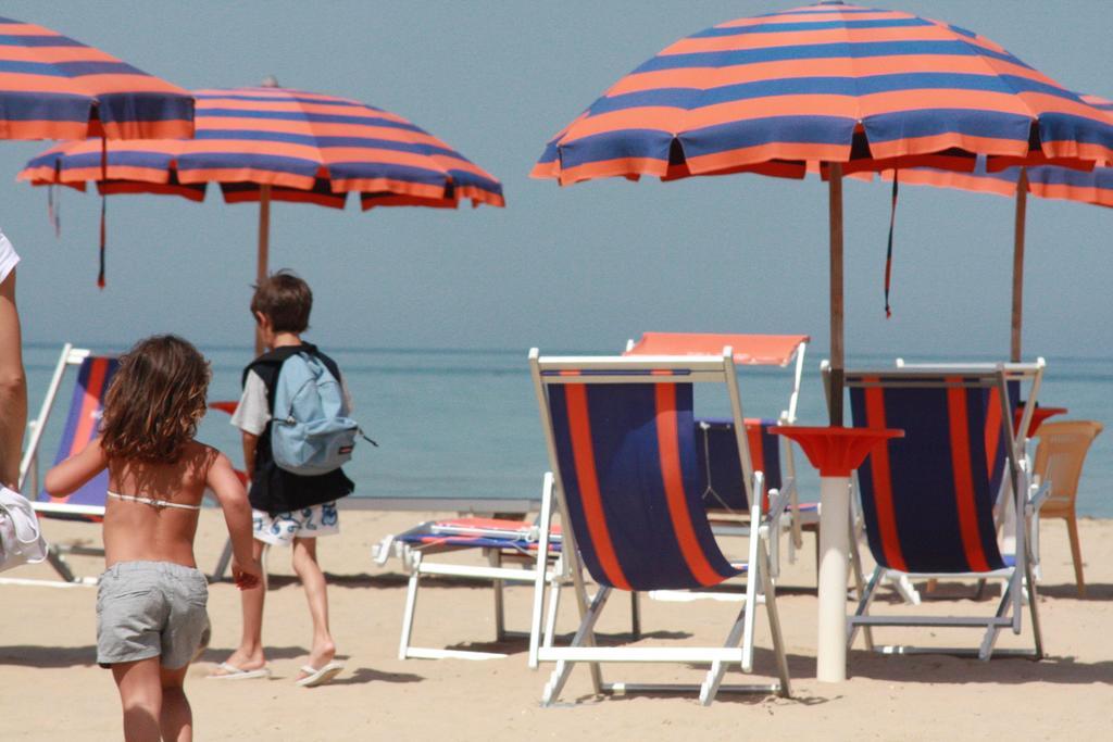 Hotel Lido Vasto Luaran gambar